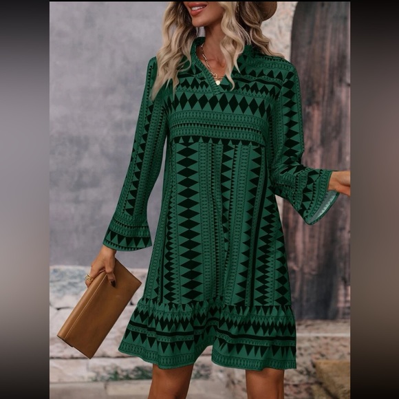 Classic Abstract Geo Print Flounce Sleeve Ruffle Hem Dress NO BELT - Picture 6 of 14